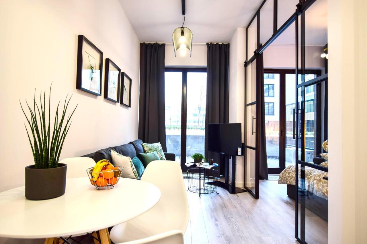 Angel City Center Apartment *