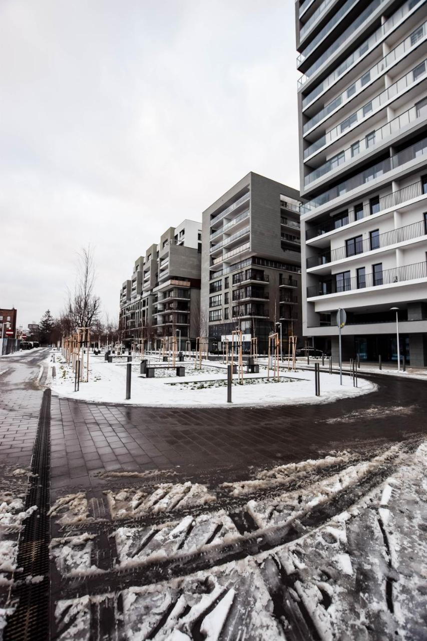 Angel City Center Apartment *
